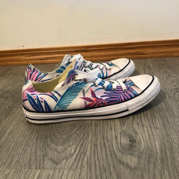 Converse Tropical Print Sneakers - Picture 2 of 5